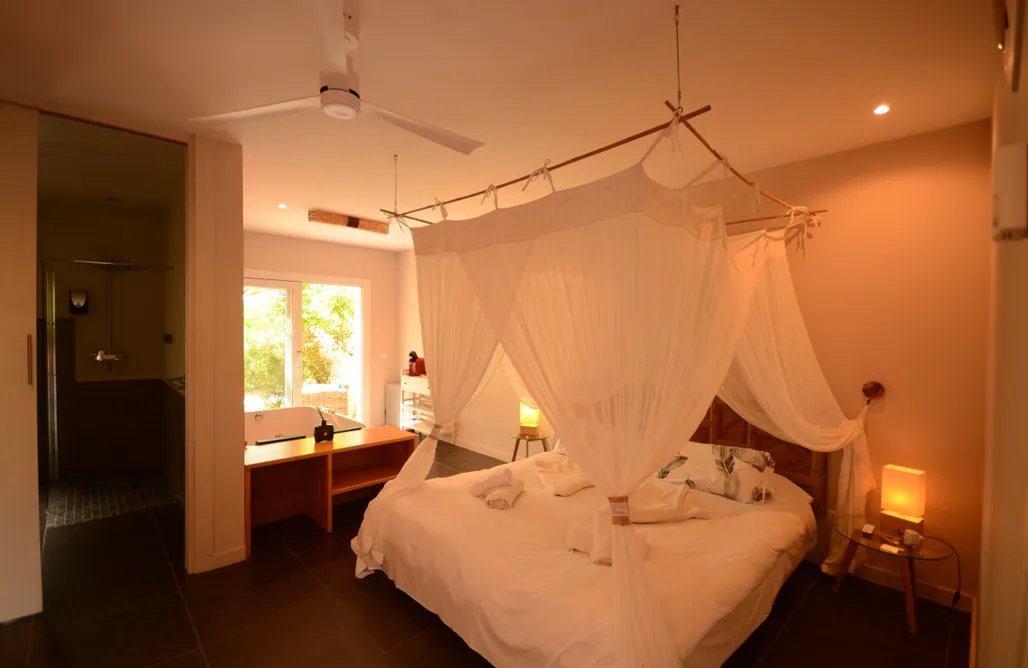 AlohaCamp Suite Tierra jacuzzi 3