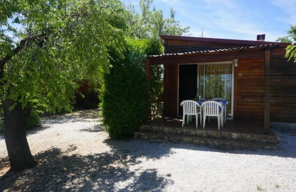 alojamientos AlohaCamp Cortijo Helao: Bungalow 2 2