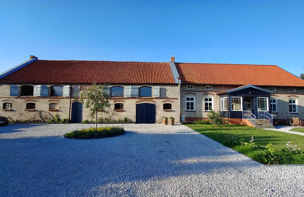 Do Góry Kołami  AlohaCamp