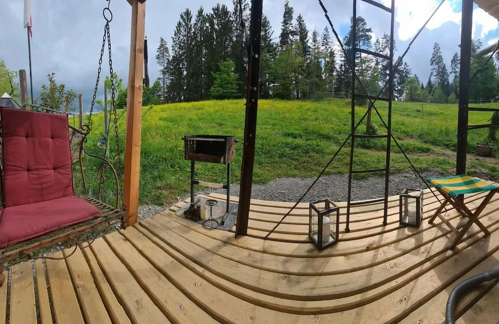 Urlaub mit Kindern Schäferwagen mit Dachterrasse an der Pferdekoppel 3