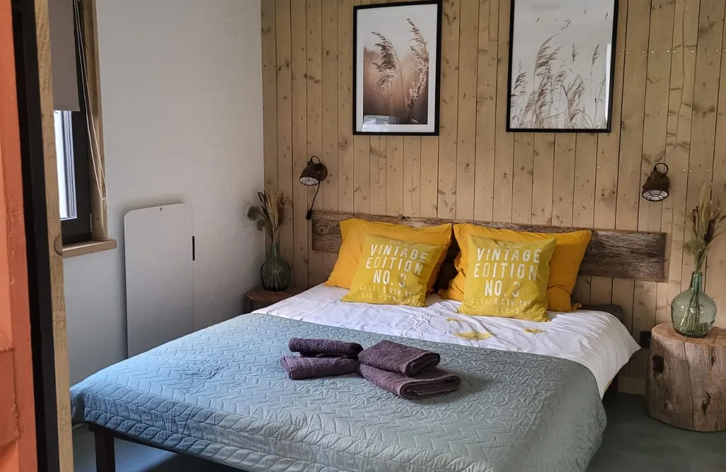 AlohaCamp Wioska Radoska - Żółta Stodoła 2