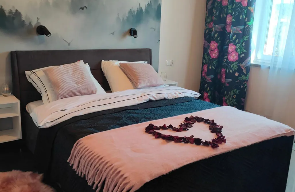 AlohaCamp Chalet z czterema sypialniami 3