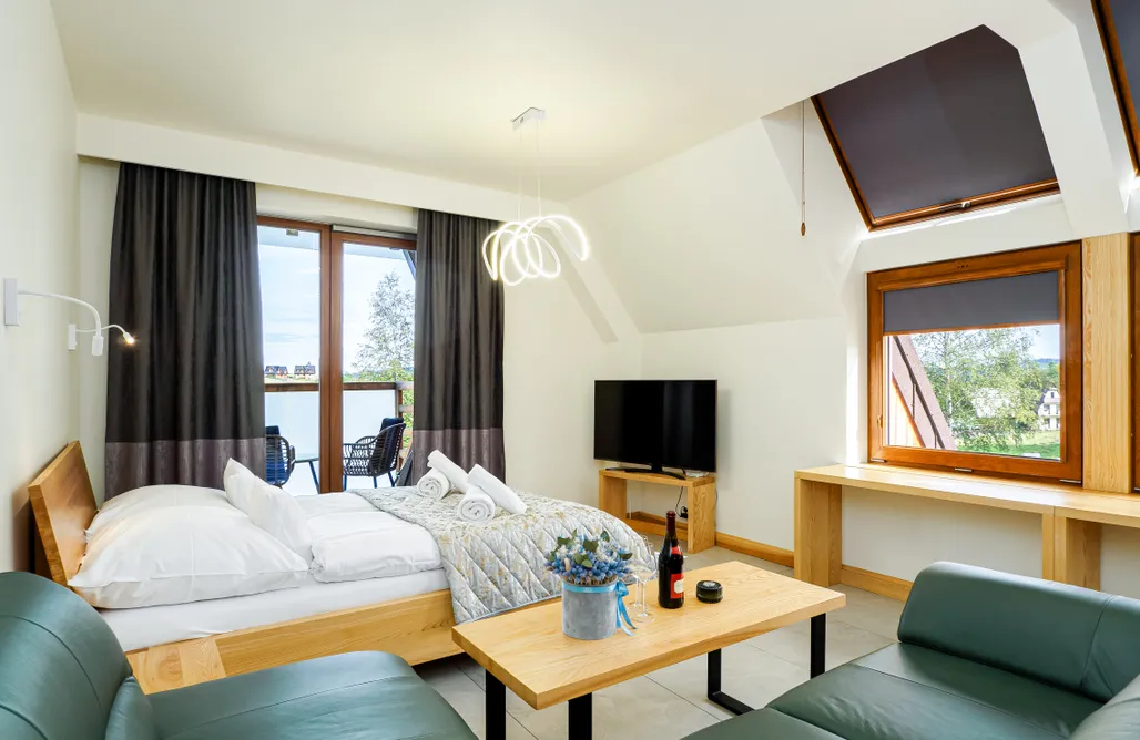 AlohaCamp Ap.6 z widokiem na pole 3