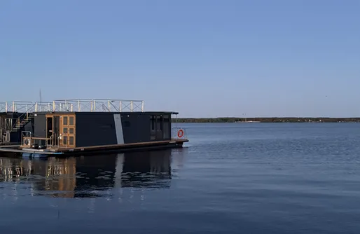 Zdjęcie obiektu Houseboat Warszawa - Zegrze