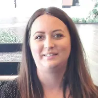 Karolina gospodarz Milochówka - Dom drewniany bliźniak