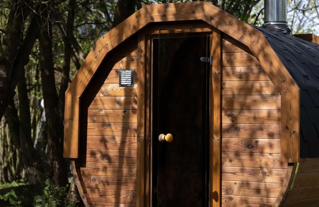 noclegi AlohaCamp Skrzatowa Kryjówka z Sauną i Jacuzzi w Lesie 5