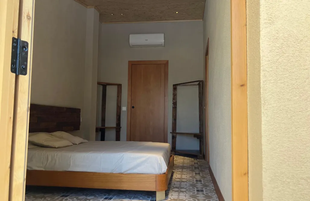 alojamientos AlohaCamp Cal Papiol-La Caseta con piscina privada 1