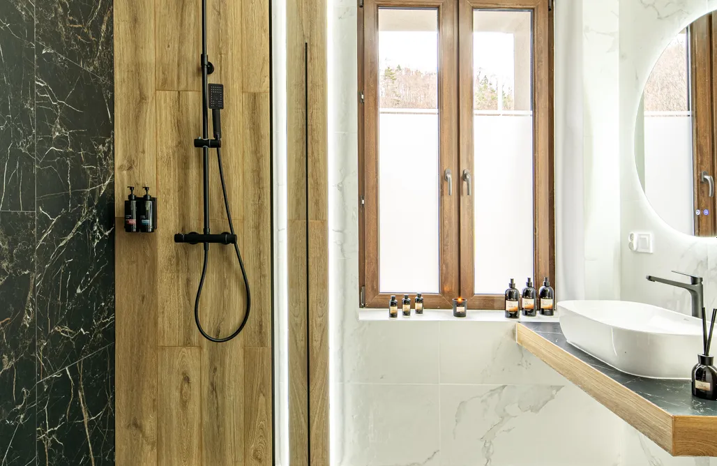 AlohaCamp Sowa Hill SPA | Pokój 202 – widok na góry, jacuzzi, sauna & balia lodowa 1