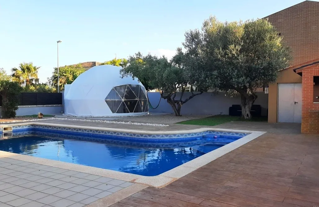 Hotel Burbuja Alicante Domo Cal Berton  2