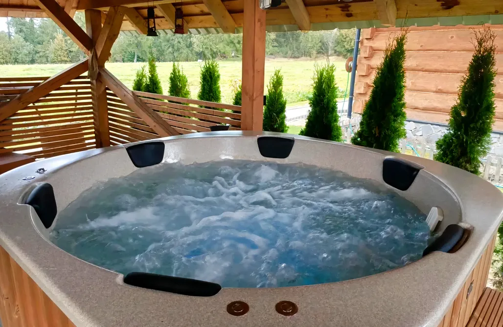 noclegi AlohaCamp Górskie Spa w Drewnianym Domku 5