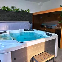 Mateusz gospodarz Domek z jacuzzi Cztery Pory Roku