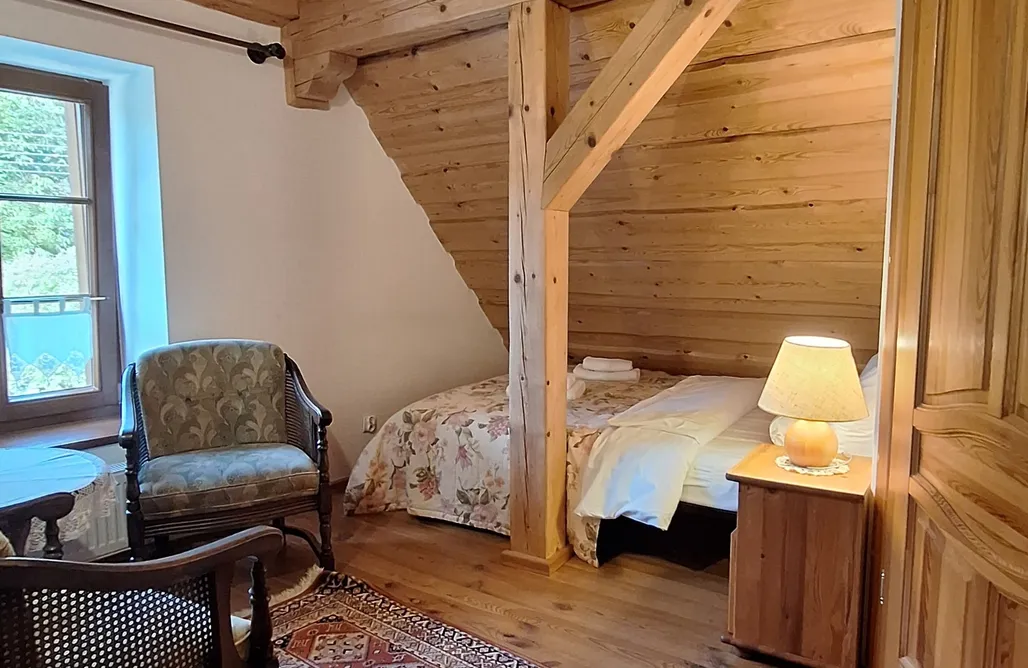 AlohaCamp Pokój czteroosobowy z łazienką nr 3 4