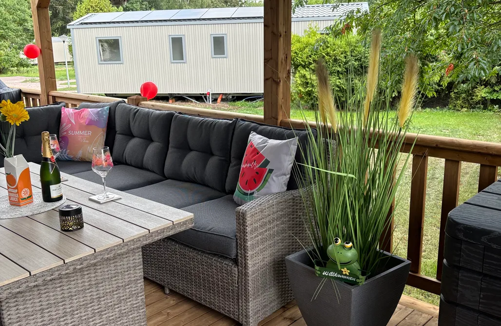 Unterkunft AlohaCamp „Haus Seeblick“ Tinyhouse mit überdachte Terrasse 1