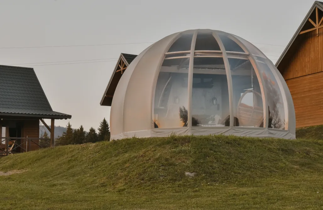 Wał-Ruda noclegi Glamping AtmoSphere Czorsztyn z widokiem na Tatry 2