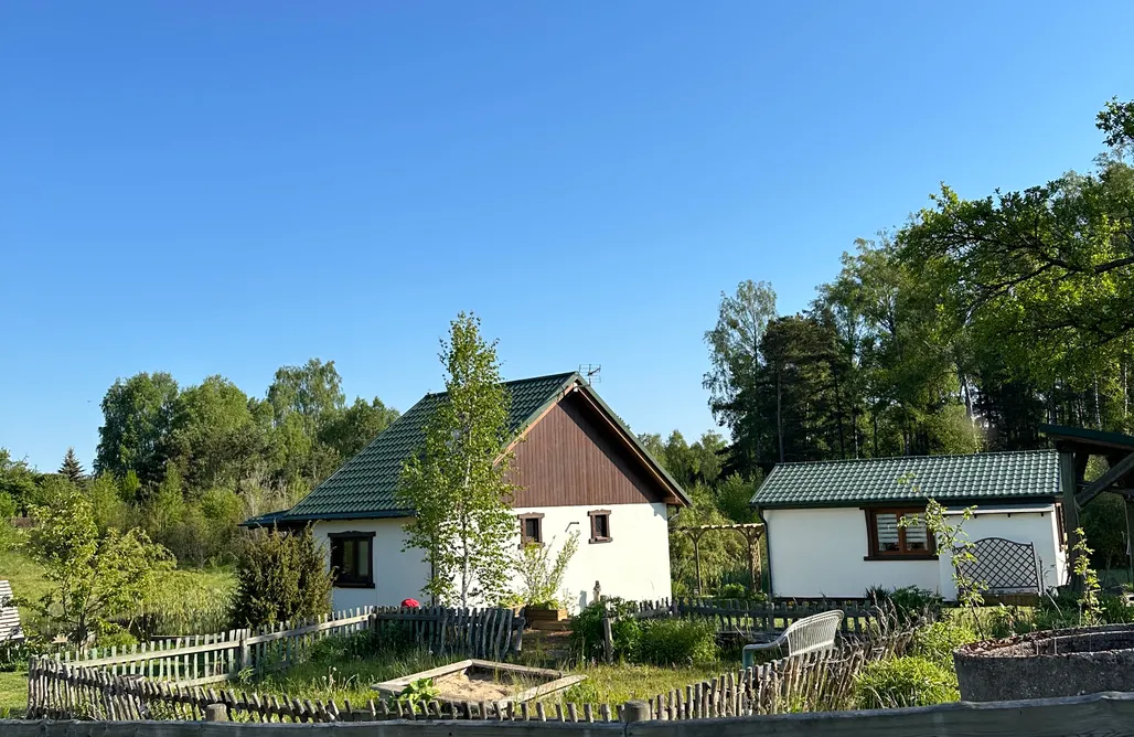 Borsk noclegi Domek nad stawem Uroczysko 1