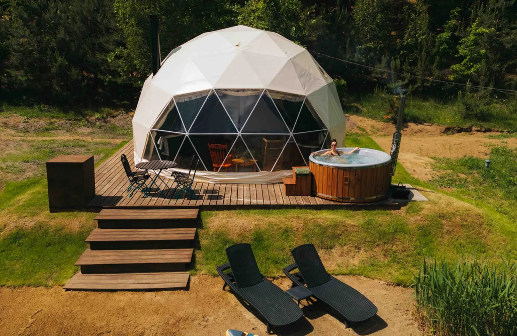 Location Vacances Siedlisko Rogówko: Glamp Nad Brzegiem Jeziora z Prywatną Plażą 2