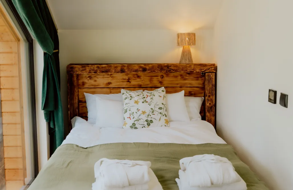 AlohaCamp Chatka, co w lesie szumi (domek z balią) 4