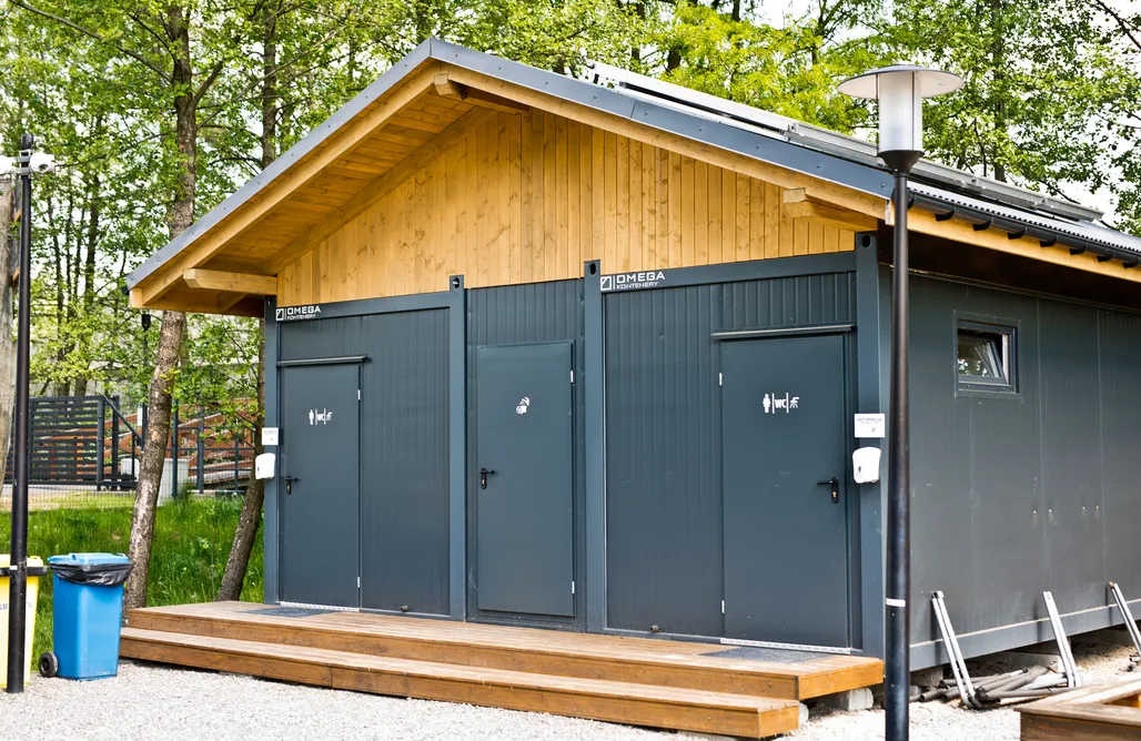 AlohaCamp Parcela dla Kampera woda+prad 2