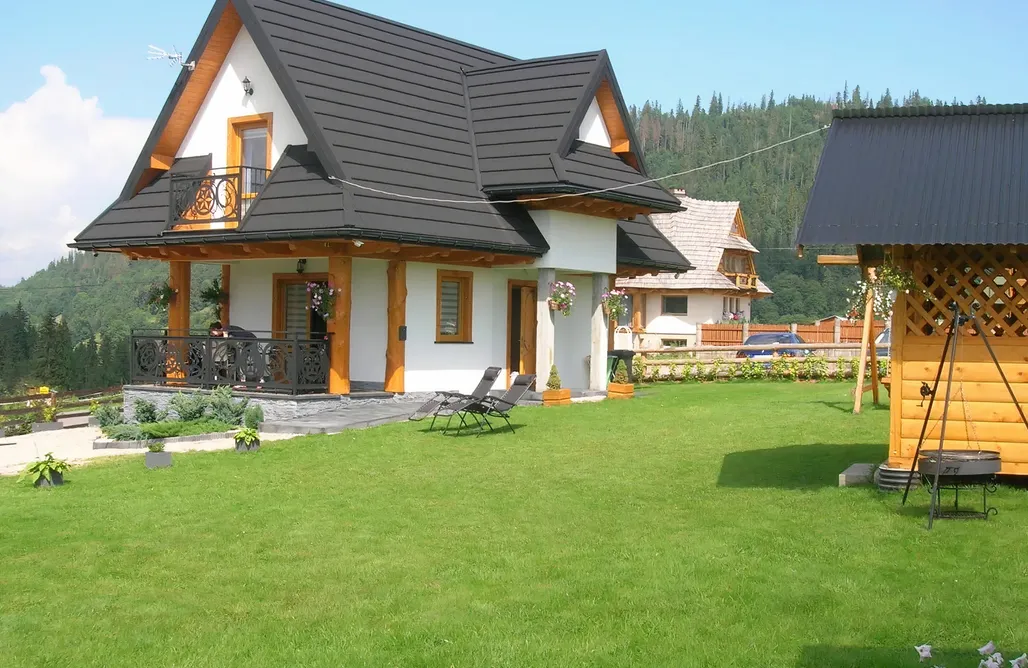 noclegi AlohaCamp Domek Lilijka - relaks w jacuzzi z panoramą Tatr 4