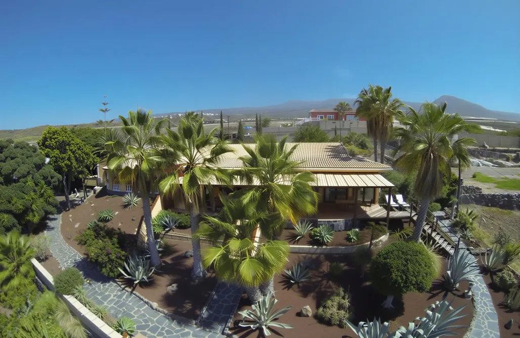 Casa Robinson auf Finca San Juan Batista AlohaCamp