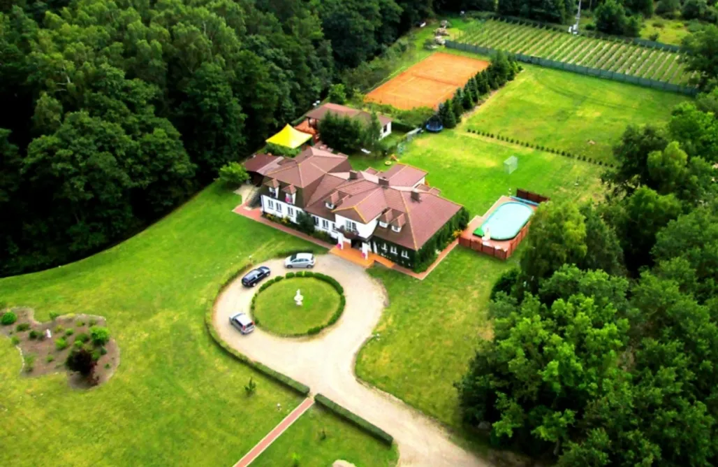 Camping Nad Morzem 🌊 Miejsce kamperowe - Leśny Dworek Winnica 2