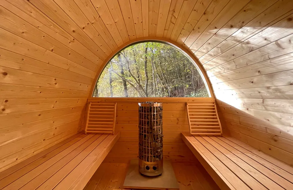 Unterkunft AlohaCamp Hanfbachhaus Retreat mit Panorama Sauna, Yoga Raum, Kamin, Wald, Bach & Wohnwagen 5