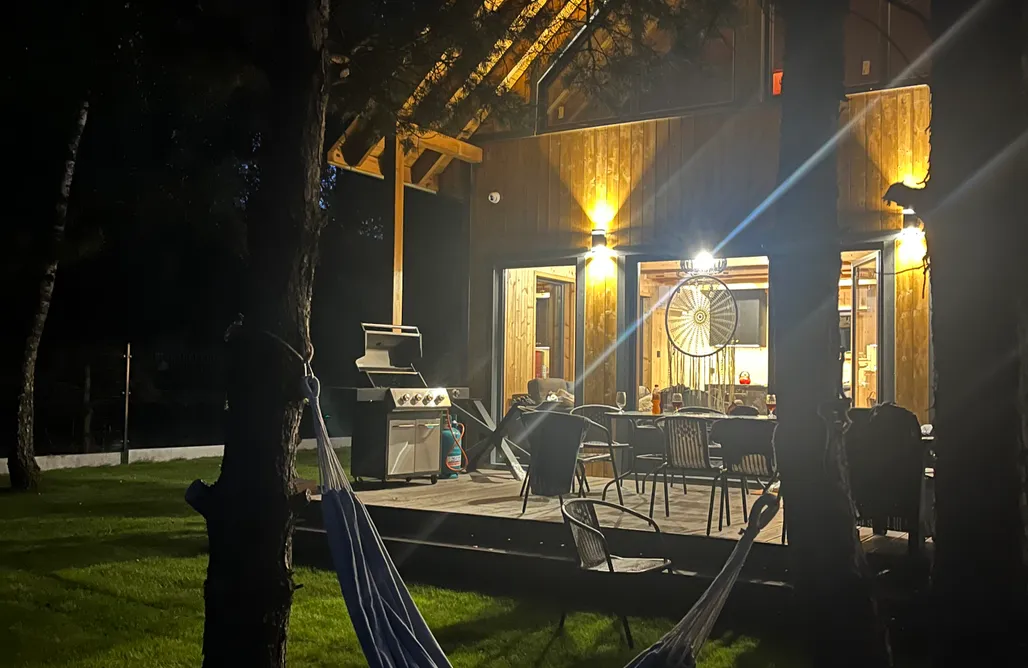 noclegi AlohaCamp Dom na krańcu lasu 2 5