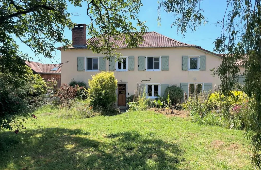 La Vie des Cimes - Casa rural acogedora & Estudio de yoga! AlohaCamp