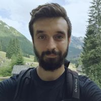 Piotr gospodarz  Leśne zacisze - dom z kominkiem i balią