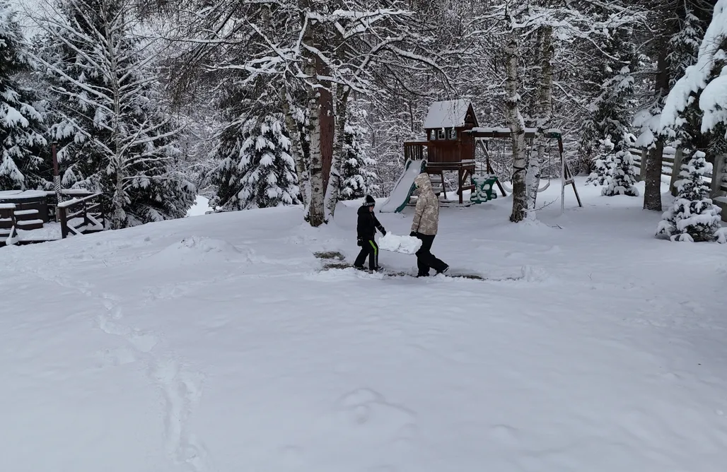AlohaCamp accommodation Górska Oaza - balia całoroczna i jacuzzi 1