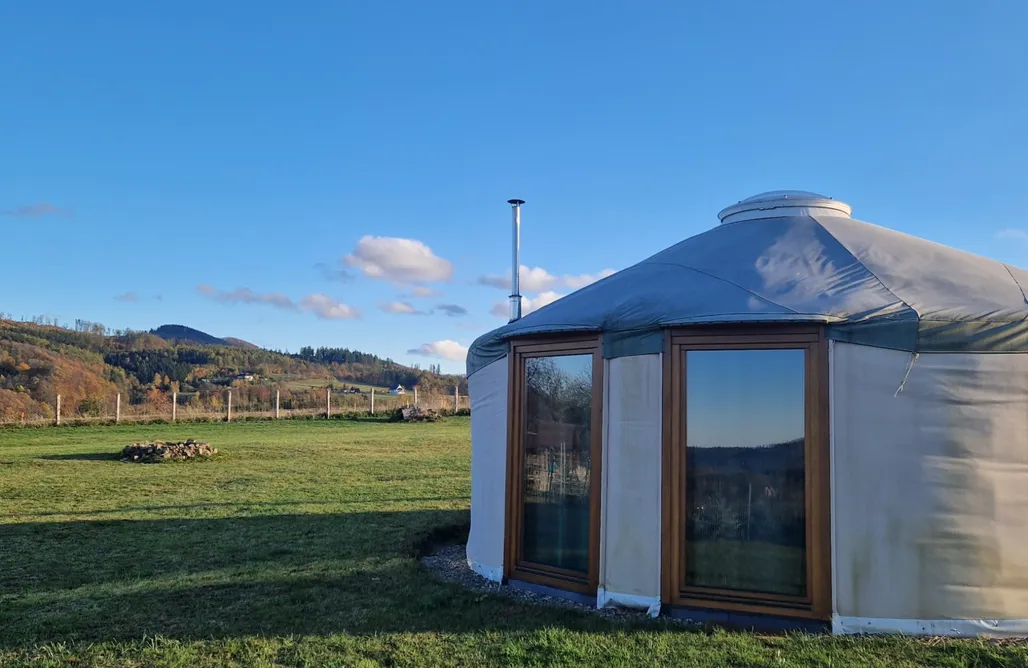 Jezioro Nyskie Noclegi Jurta w Dębowinie  2