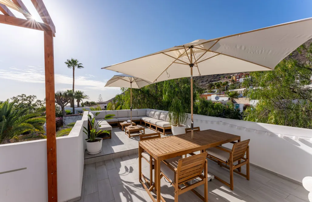 noclegi AlohaCamp The Green Villa La Florida 5