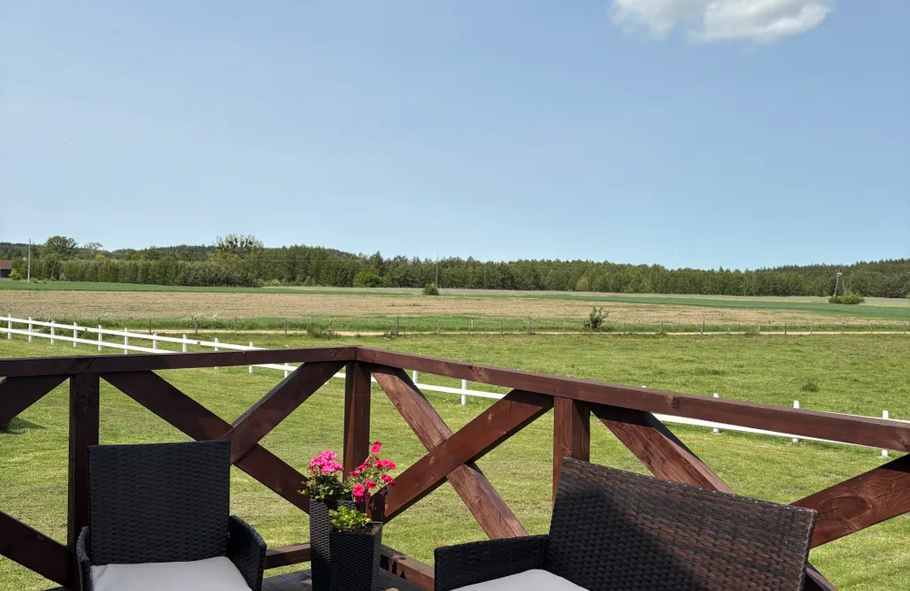 noclegi AlohaCamp Klimatyczny spichlerz wśród pól i lasów 5
