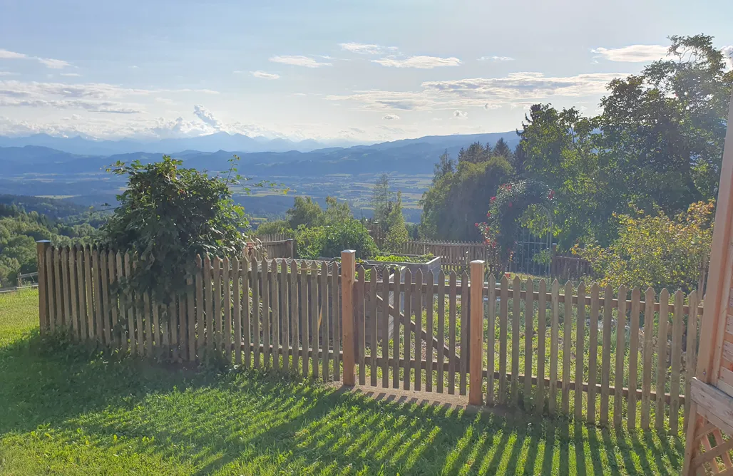 AlohaCamp Apartment mit Terrasse 1