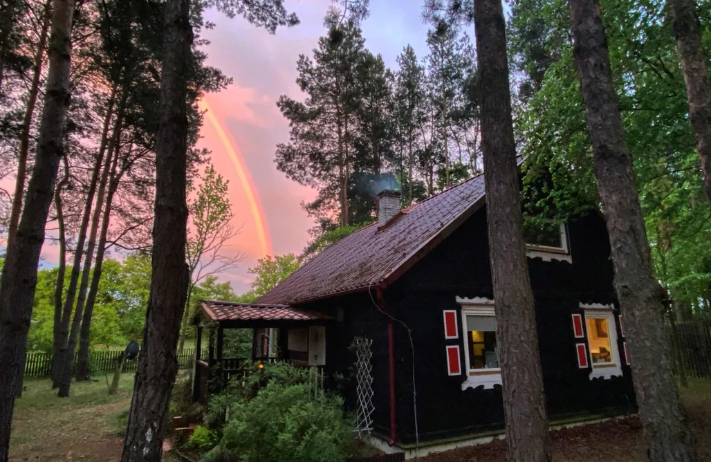 Masuren Polen Ferienhaus Babi Hütte - Haus zwischen den Bäumen für 12 Personen, mit Badefass 2