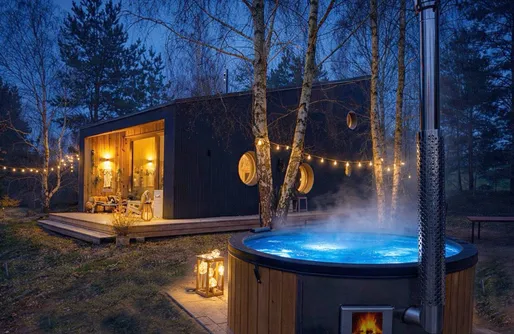 Zdjęcie obiektu LUNETTE lodge - 50 m od jeziora (do 10 osób), Sauna, Balia