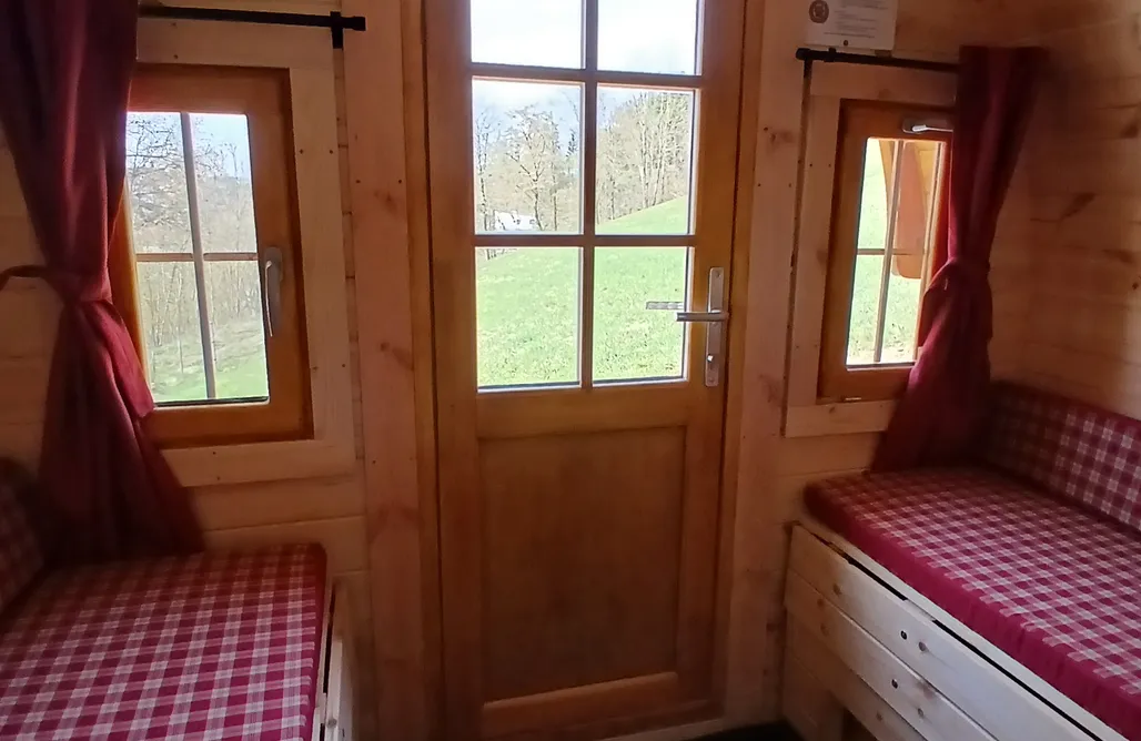 AlohaCamp einzigartiges Campingerlebnis im Schlaffass 4