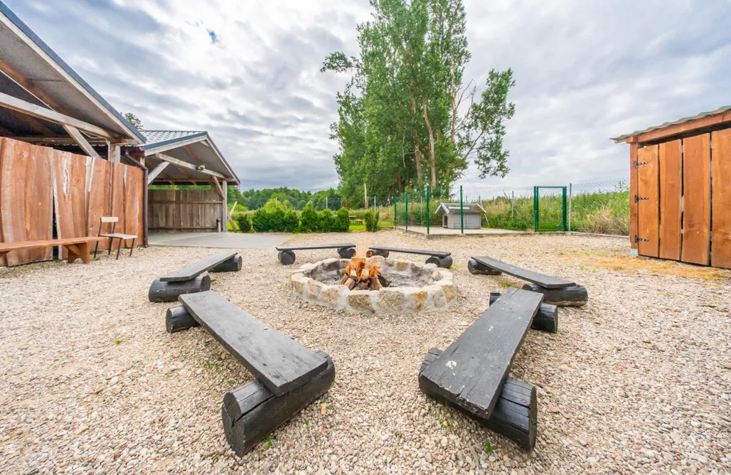 Hébergement AlohaCamp Domki nad rozlewiskiem 4