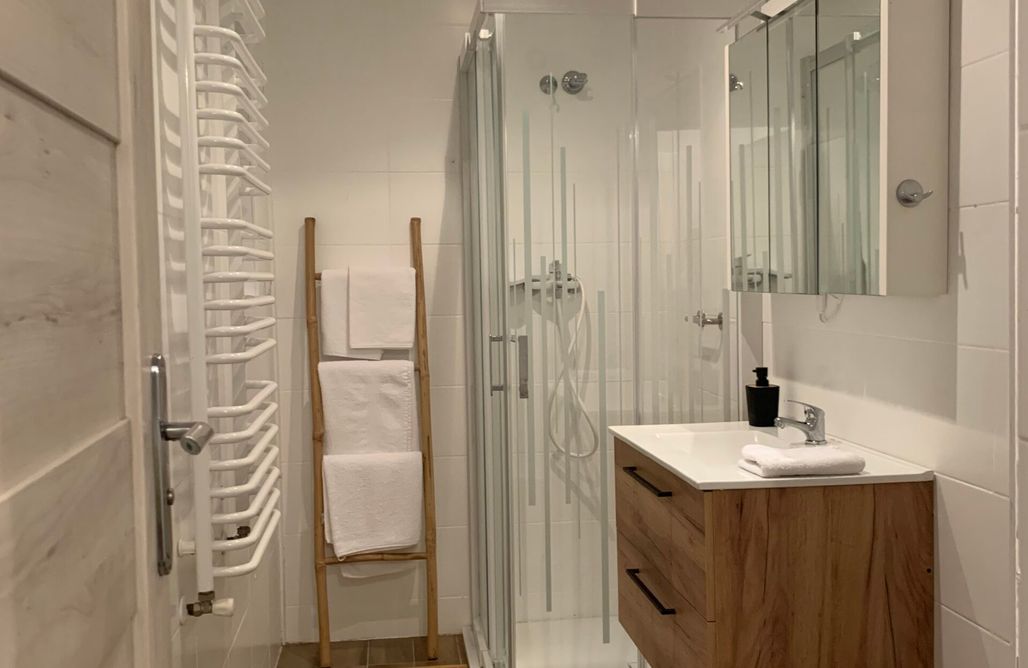 AlohaCamp Loft Chardonnay 2