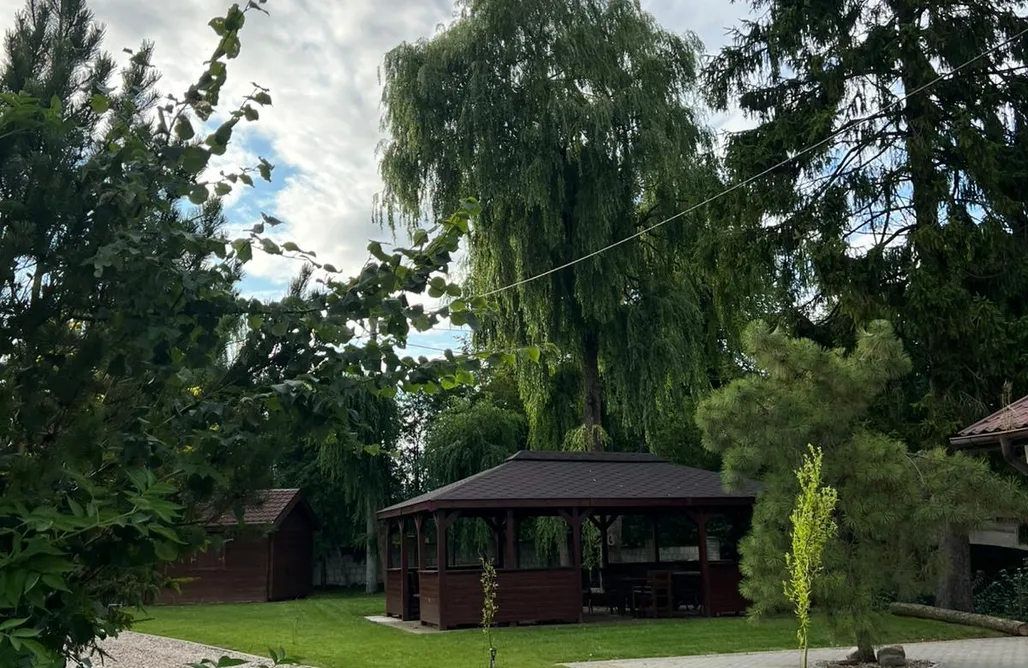 Glamping Podlaskie Uroczysko Łąkowe – domki wśród łąk nad Kanałem Iławskim 1