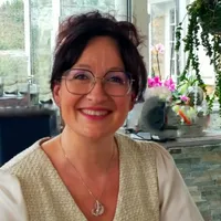 Virginie Gastgebe Das Kokon der Layes
