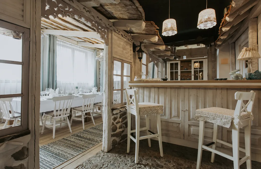 AlohaCamp Miejsce camperowe (1 osoba/Camper lub przyczepa z autem/Prąd/Śmieci) 1