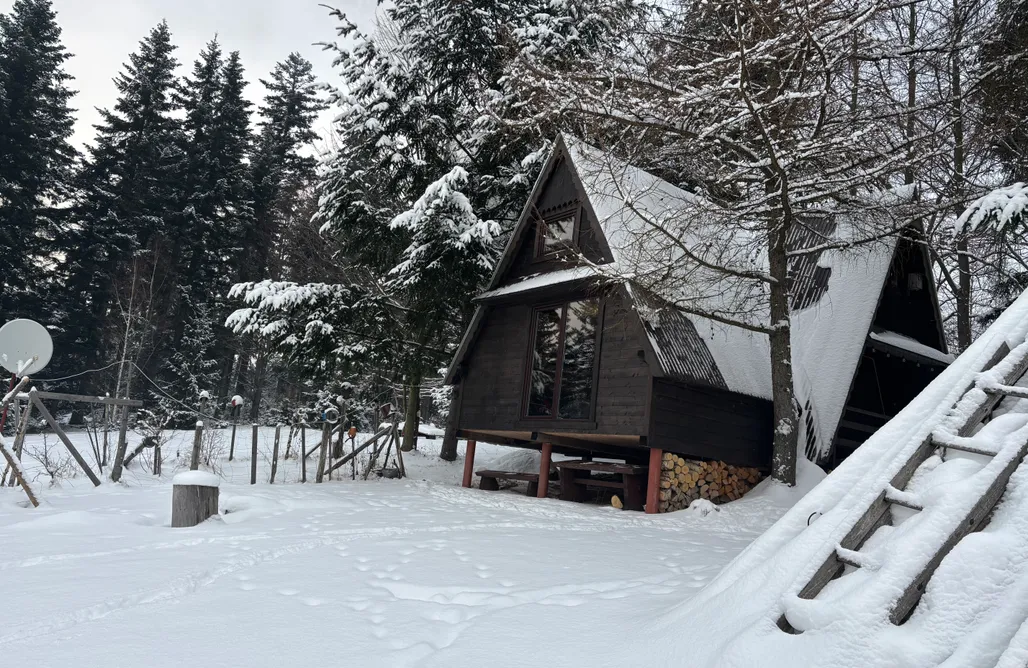 ubytování AlohaCamp Leśna Chatka na Sznurkach 4