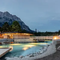 Sarah gastheer Cabin Getaway on beautiful Campground