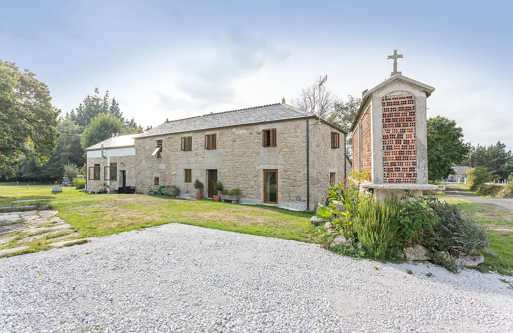 AlohaCamp accommodation The Land of Eve 1