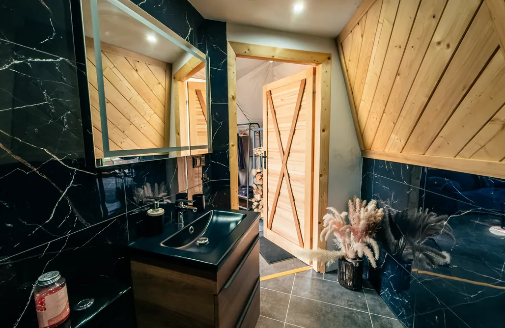 noclegi AlohaCamp Góralski Harem Osada Glamp & Glass 1