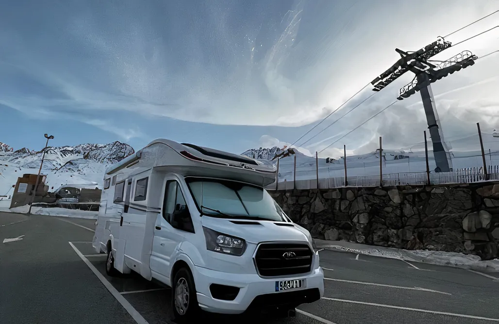 Atocaravana Ford Chronos 298TL AlohaCamp