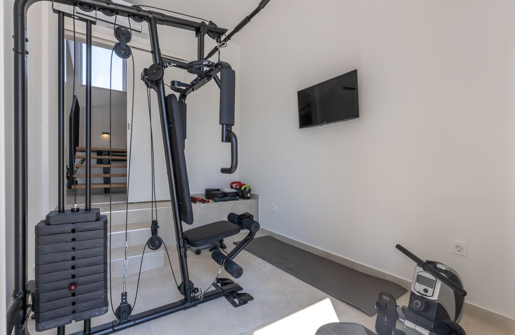 AlohaCamp accommodaties Villa Royal Stone with Pool, 350m from beach 1