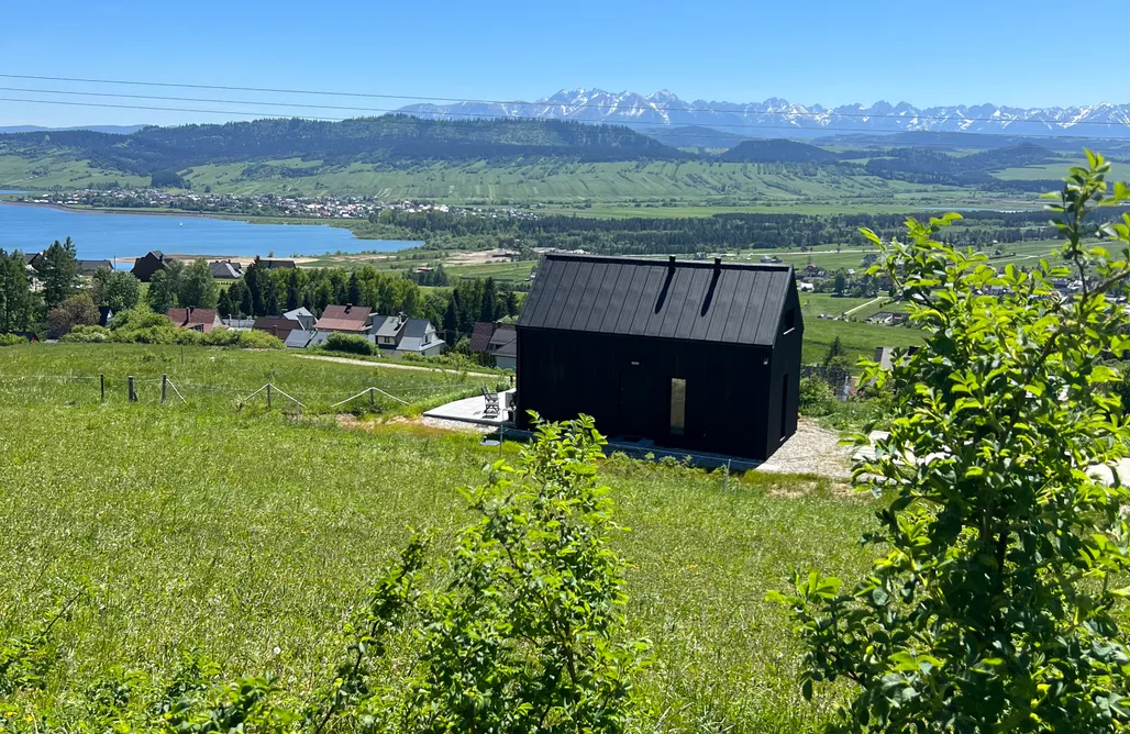 AlohaCamp Czarne Ptaszki 1