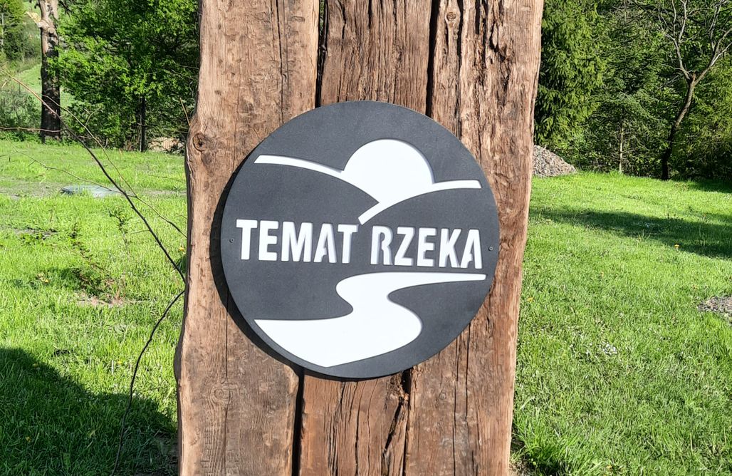 AlohaCamp accommodation Temat Rzeka 4